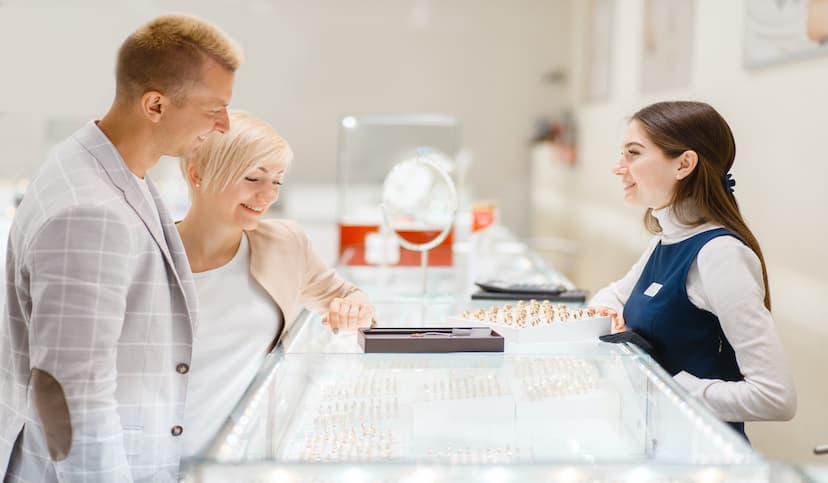10 Reputation Management Strategies for Jewelry Stores